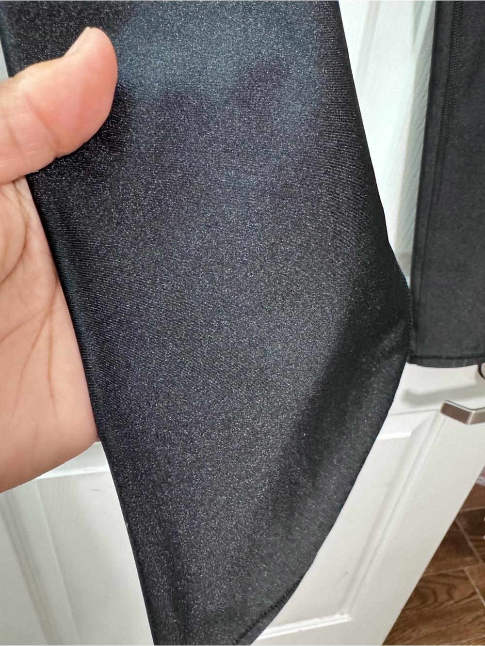 Athleta Elation Shine Tight Black - Picture 3 of 8